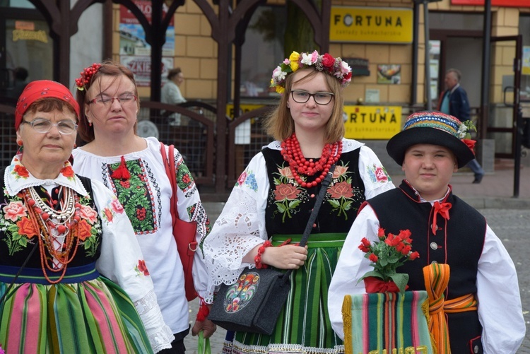 Pożegnanie ikony MB Częstochowskiej w diecezji łowickiej cz. II