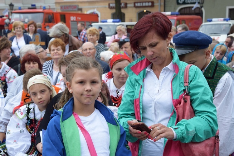 Pożegnanie ikony MB Częstochowskiej w diecezji łowickiej cz. II