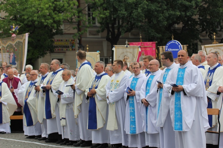 Pożegnanie ikony MB Częstochowskiej w diecezji łowickiej cz. III