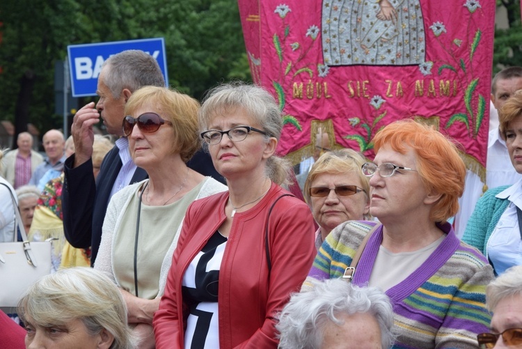 Pożegnanie ikony MB Częstochowskiej w diecezji łowickiej cz. II