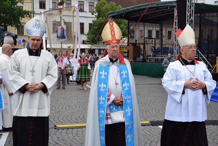 Pożegnanie ikony MB Częstochowskiej w diecezji łowickiej cz. II