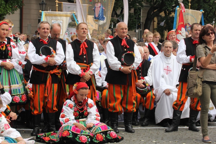 Pożegnanie ikony MB Częstochowskiej w diecezji łowickiej cz. III