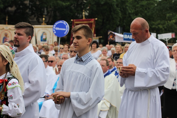 Pożegnanie ikony MB Częstochowskiej w diecezji łowickiej cz. III