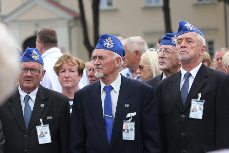 Pożegnanie ikony MB Częstochowskiej w diecezji łowickiej cz. III