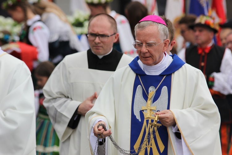 Pożegnanie ikony MB Częstochowskiej w diecezji łowickiej cz. III