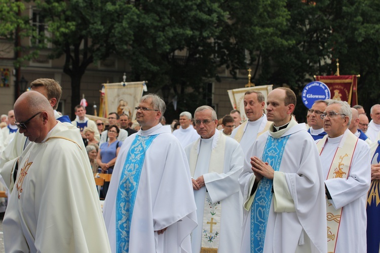 Pożegnanie ikony MB Częstochowskiej w diecezji łowickiej cz. III