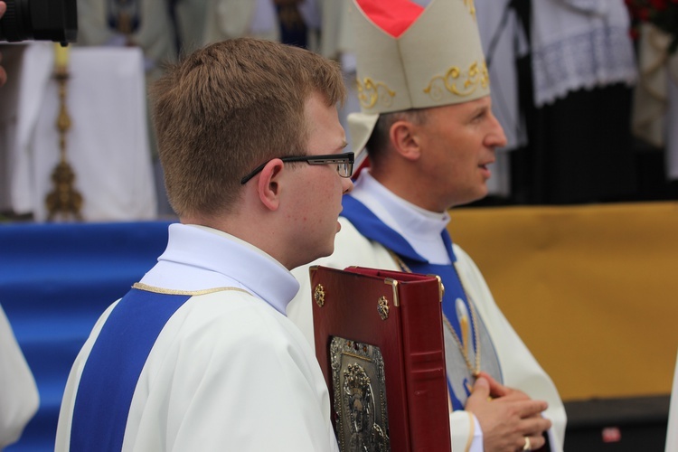 Pożegnanie ikony MB Częstochowskiej w diecezji łowickiej cz. III