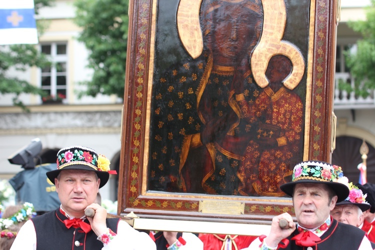 Pożegnanie ikony MB Częstochowskiej w diecezji łowickiej cz. III