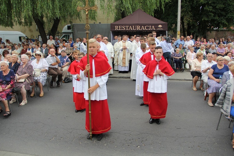 Konsekracja kościoła pw. św. Józefa w Oławie