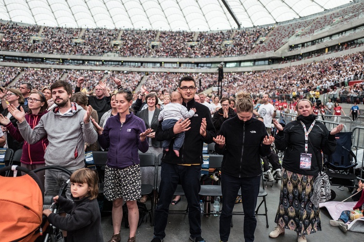 Jezus na Stadionie - cz. 4