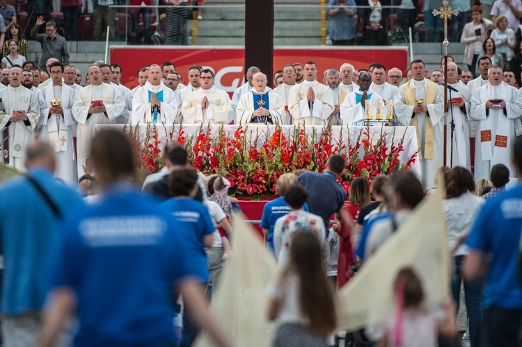 Jezus na Stadionie - cz. 4