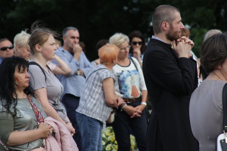 W pielgrzymce nauczycieli i wychowawców na Jasnej Górze uczestniczył m.in. ks. Grzegorz Zakrzewski, diecezjalny duszpasterz nauczycieli