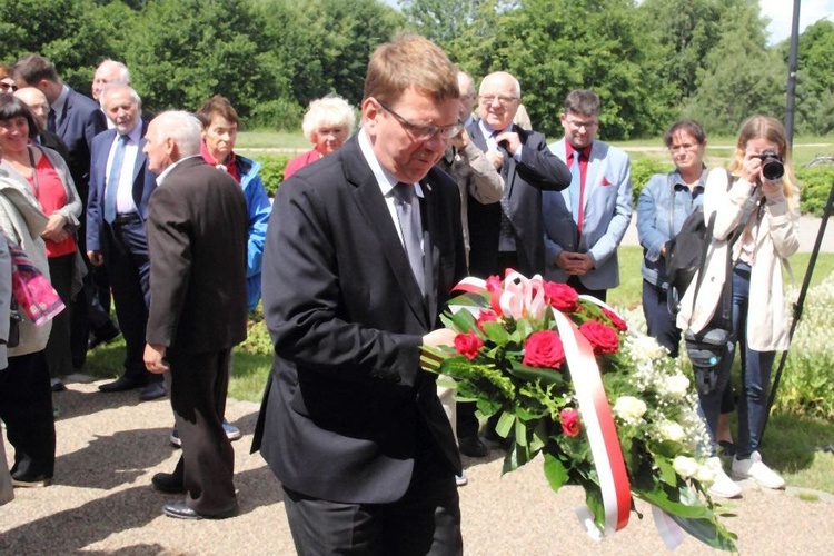 W podziękowaniu dla Amerykanów