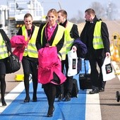 Powstaje klasa dla stewardess i stewardów