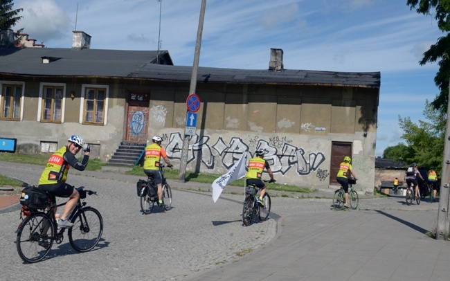 Rowerowy Wacław Team ruszył na Jasną Górę