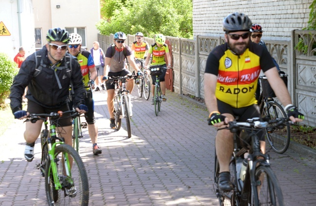 Rowerowy Wacław Team ruszył na Jasną Górę