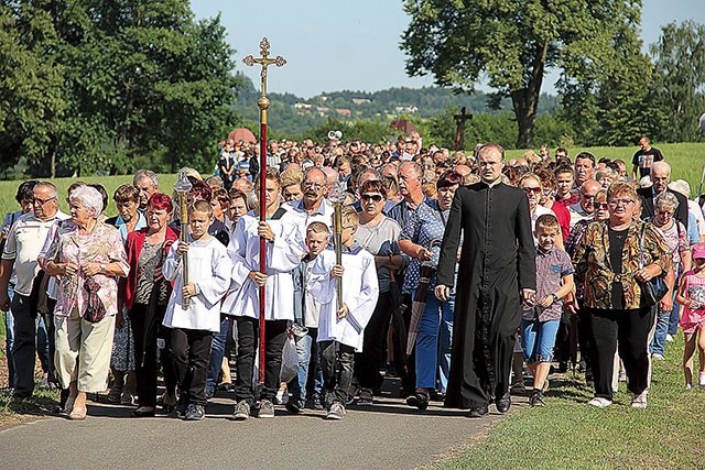 Te modlitwy odbywają się w Zawadzie w każdą pierwszą sobotę miesiąca o 15.00.