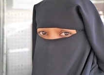 Dyskryminacja wyznawców islamu dotyka głównie kobiety