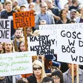 Czy rzeczywiście Polacy są ksenofobami, jak twierdzi lewica? Na zdjęciu demonstracja w Krakowie z 2015 r.