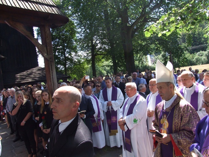 Uroczystości żałobne w Gosprzydowej