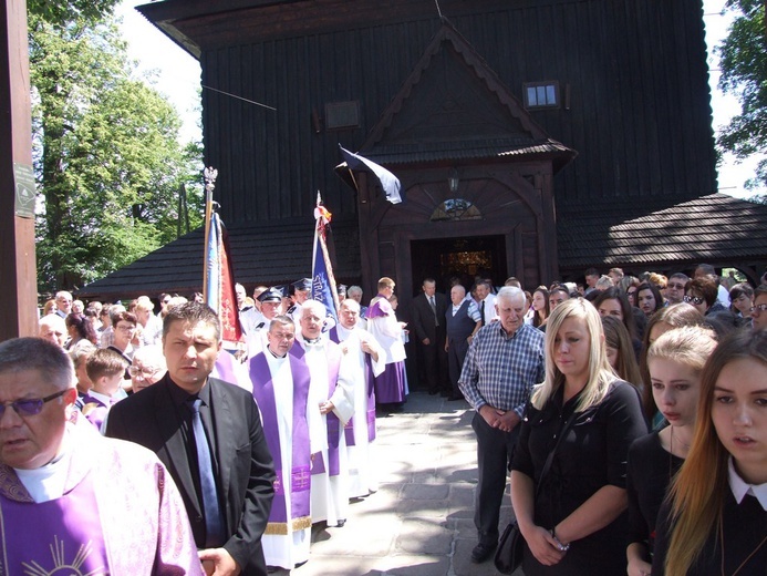 Uroczystości żałobne w Gosprzydowej