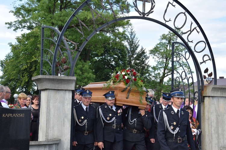Pogrzeb ks. Zbigniewa Smajdora
