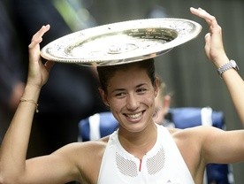 Hiszpanka triumfuje w Wimbledonie