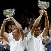 Łukasz Kubot wygrywa Wimbledon