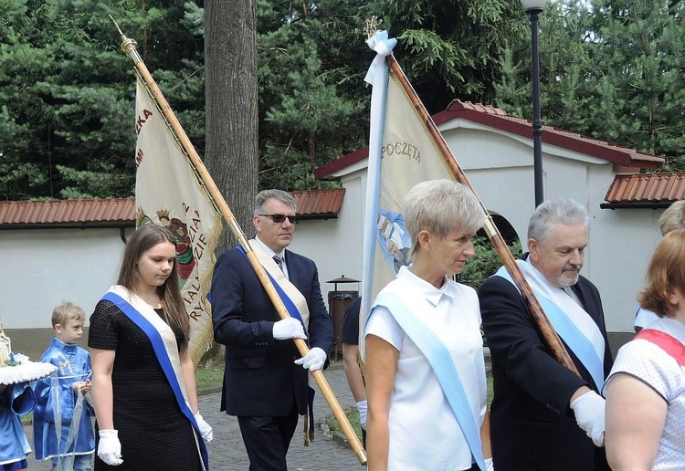 Odpust w Rychwałdzie z monstrancją fatimską