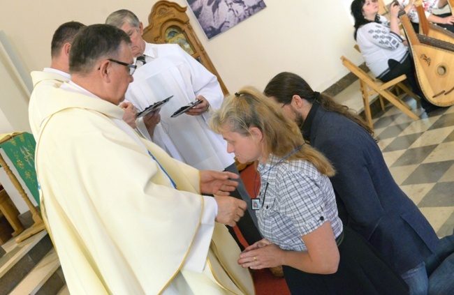 Przyjęcie szkaplerza w skarżyskim sanktuarium