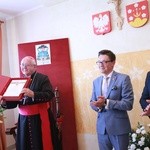 Bp Czesław Stanula uhononorowany przez Szerzyny