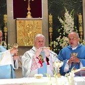 Dziękczynna Eucharystia w kościele w Świnnej.