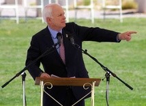 McCain krytykuje reformę SN