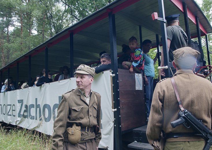 Partyzanci na wąskotorówce