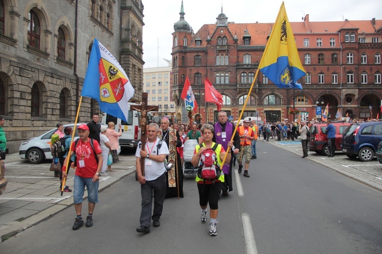 Wyruszyła 25. Piesza Pielgrzymka Legnicka