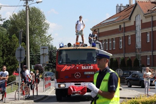 Peleton w Świątnikach Górnych