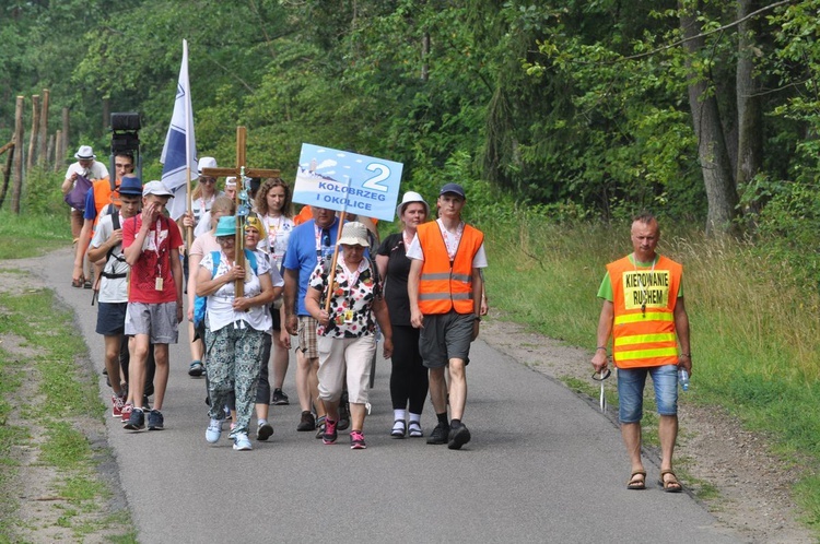 Pielgrzymka Piesza na Jasną Górę - drugi dzień drogi