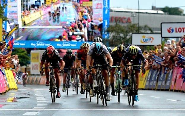 Tour de Pologne - Kolarze wjeżdżają w Tatry