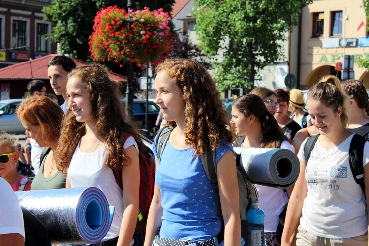 Wspólnota V w drodze na Jasną Górę - Myślenice