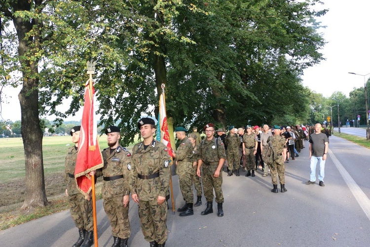 Wymarsz 52. Marszu Szlakiem I Kompanii Kadrowej