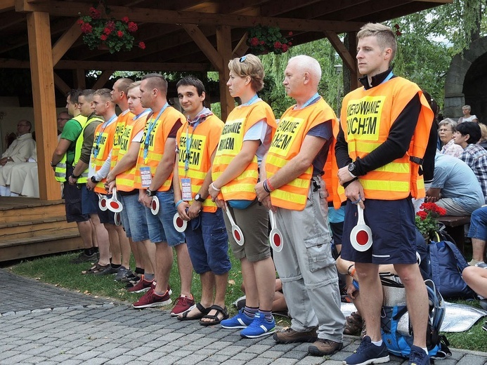 26. Piesza Pielgrzymka Bielsko-Żywiecka na Jasną Górę - Msza św. w Hałcnowie