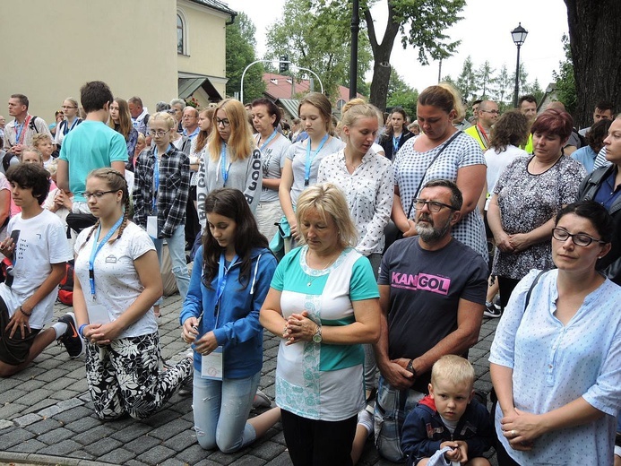 26. Piesza Pielgrzymka Bielsko-Żywiecka na Jasną Górę - Msza św. w Hałcnowie