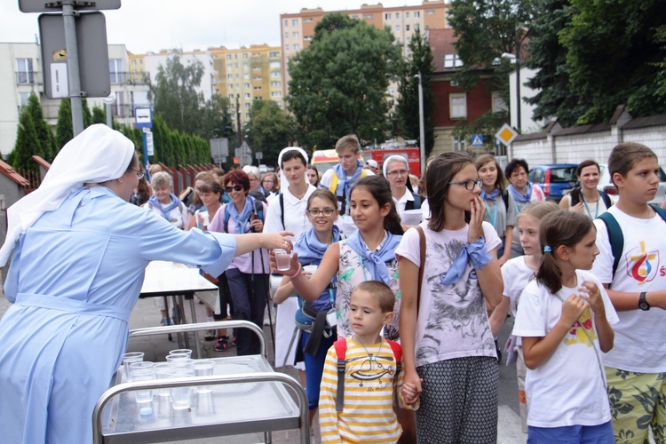 Piaski Nowe w drodze Jasna Górę