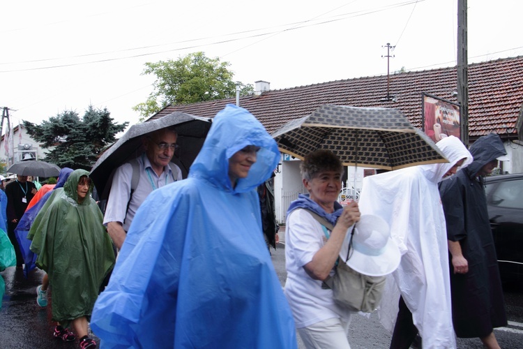 Piaski Nowe w drodze Jasna Górę