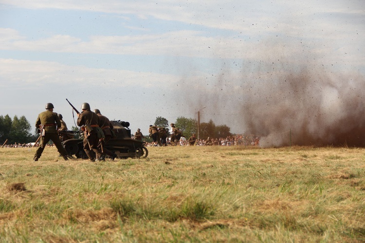 VIII Piknik Militarny w Bliźnie