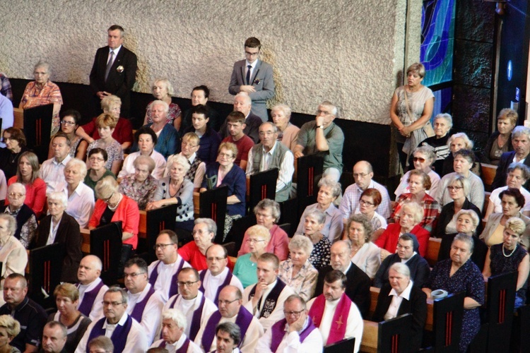 Uroczystości pogrzebowe śp. ks. Marka Leśniaka - Arka Pana