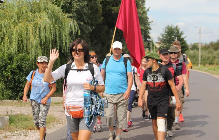 "Siedemnastki" w Lewiczynie. Pielgrzymkowy ślub