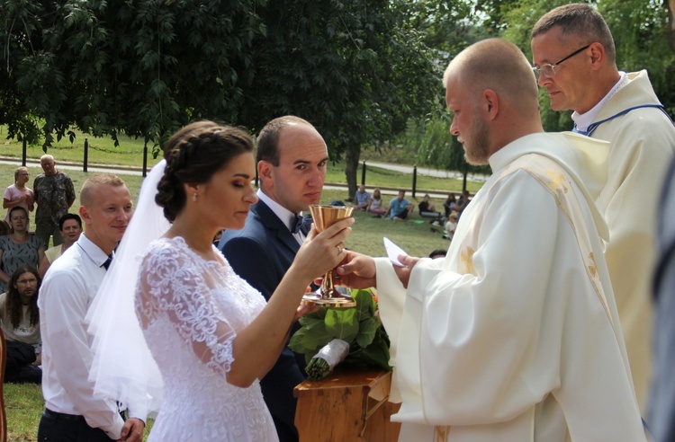 "Siedemnastki" w Lewiczynie. Pielgrzymkowy ślub