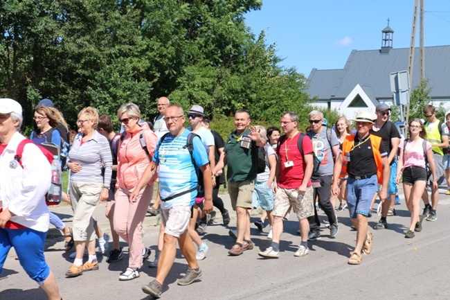 Starachowicka kolumna na szlaku