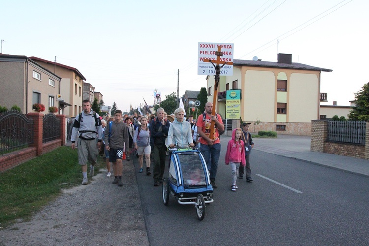 Bór Zapilski - Częstochowa Zacisze cz. 1